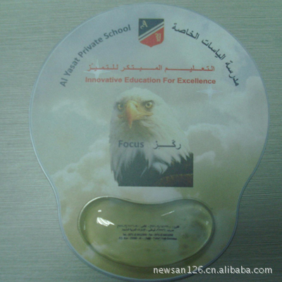 心形入油液體鼠標(biāo)墊 創(chuàng)意與舒適的完美融合，中晨電子禮品廠家直銷